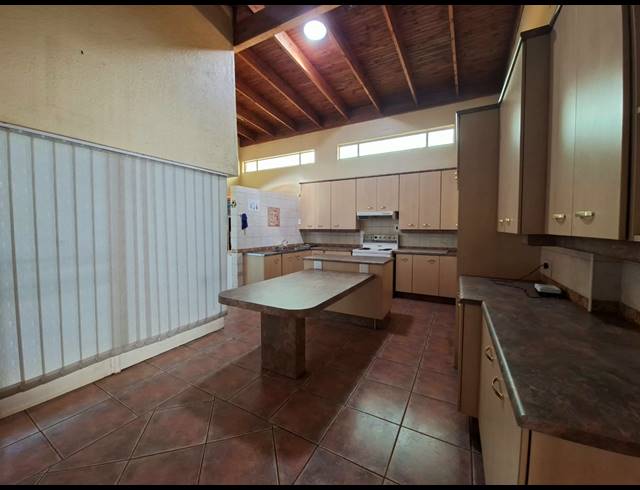 3 BEDROOM HOUSE FOR SALE IN ARCON PARK